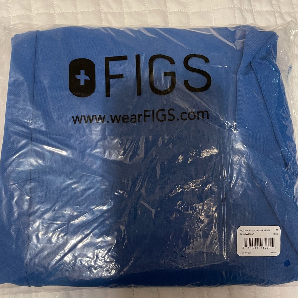 Zamora jogger medium petite scrub pants NWT FIGS